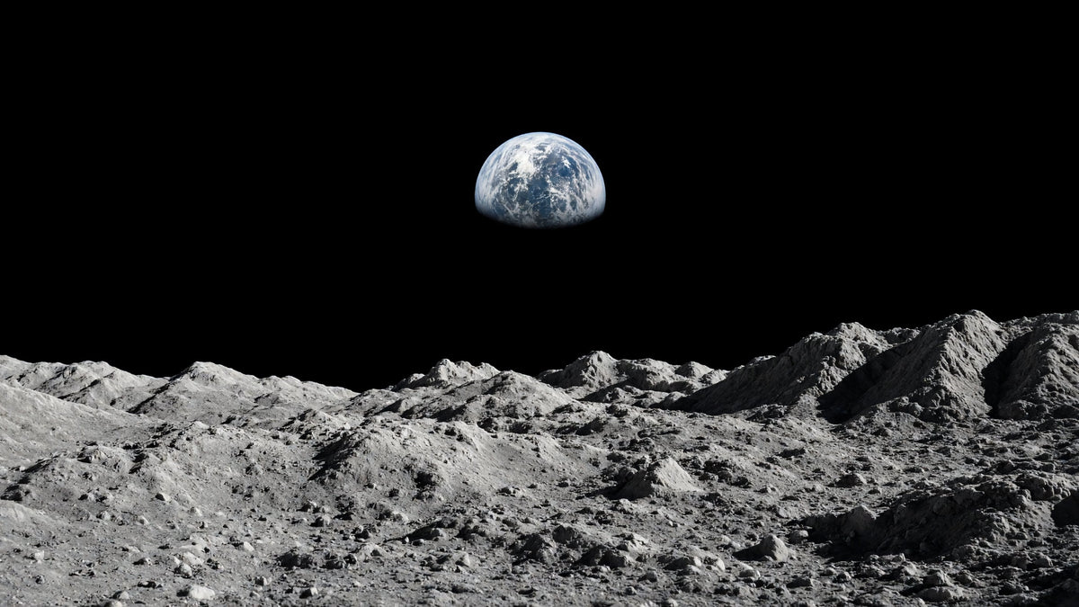 Earthrise Wide 2K